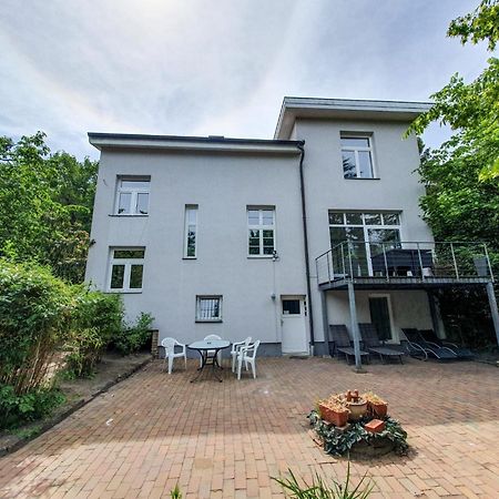 DEUTSCHE VILLA - mit Sauna&Garten Rostock Exterior foto